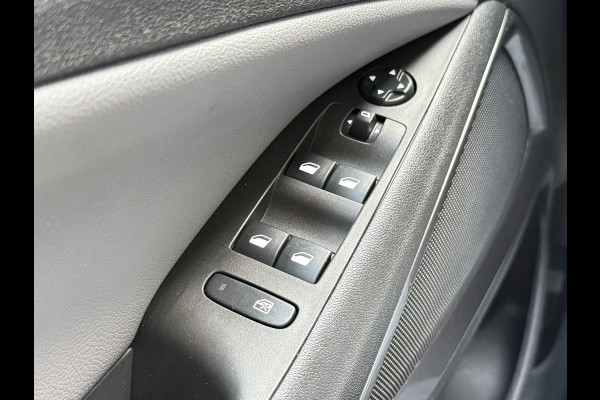 Opel Crossland X BWJ 2019 | 1.2T 111PK Online Edition | TREKHAAK | CLIMA | NAVI | CRUISE | CARPLAY | PDC |17'' LMV |