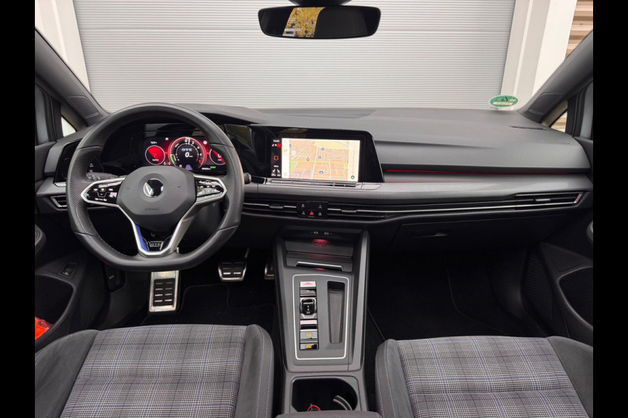 Volkswagen Golf 1.4 eHybrid GTE Pano/Matrix/Sfeer/Acc