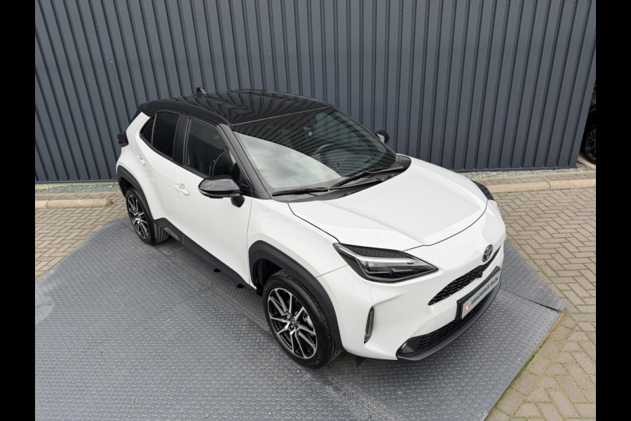 Toyota Yaris Cross 1.5 Hybrid GR Sport | 360 camera | 8.000 km | Head-up | BSM | Rijklaar!!