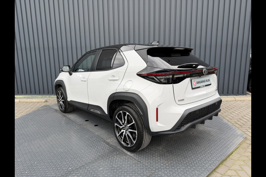 Toyota Yaris Cross 1.5 Hybrid GR Sport | 360 camera | 8.000 km | Head-up | BSM | Rijklaar!!