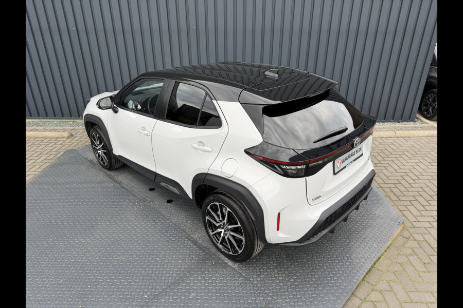 Toyota Yaris Cross 1.5 Hybrid GR Sport | 360 camera | 8.000 km | Head-up | BSM | Rijklaar!!