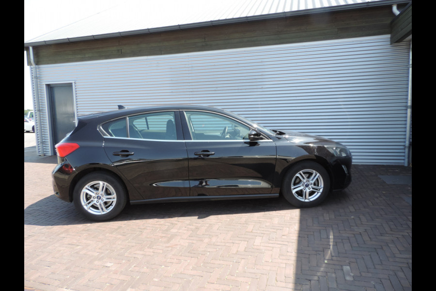 Ford Focus 1.0 EcoBoost Hybrid Trend Edition Business