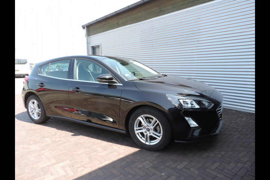 Ford Focus 1.0 EcoBoost Hybrid Trend Edition Business