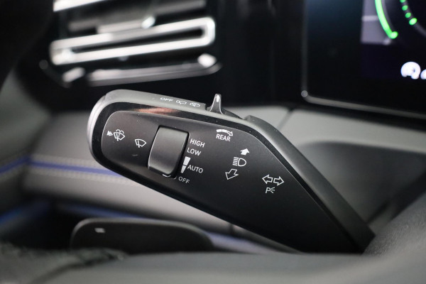 Volkswagen Tiguan 1.5 eHybrid R-Line Business | Panoramaschuif-kanteldak | Wegklapbare Trekhaak | Achterklep Elektrisch | Black style pakket | Navigatie | Parkeer assistent |
