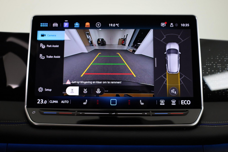 Volkswagen Tiguan 1.5 eHybrid R-Line Business | Panoramaschuif-kanteldak | Wegklapbare Trekhaak | Achterklep Elektrisch | Black style pakket | Navigatie | Parkeer assistent |