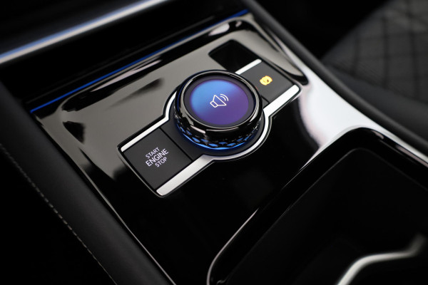 Volkswagen Tiguan 1.5 eHybrid R-Line Business | Panoramaschuif-kanteldak | Wegklapbare Trekhaak | Achterklep Elektrisch | Black style pakket | Navigatie | Parkeer assistent |