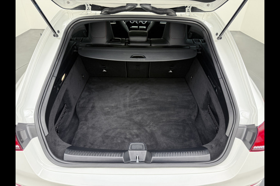 Mercedes-Benz CLA-Klasse Shooting Brake 250 e AMG Line | Pano 360 Camera Sfeer Night