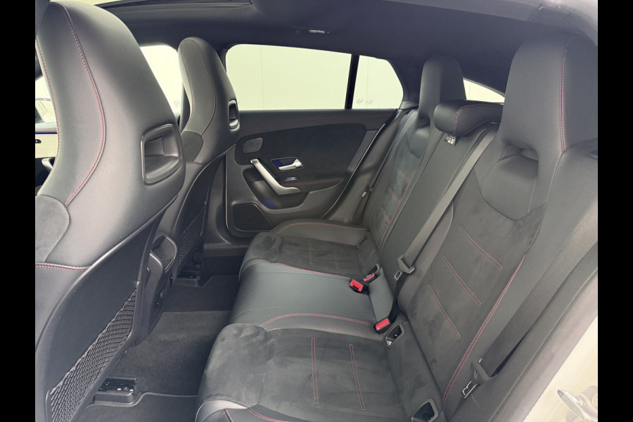 Mercedes-Benz CLA-Klasse Shooting Brake 250 e AMG Line | Pano 360 Camera Sfeer Night