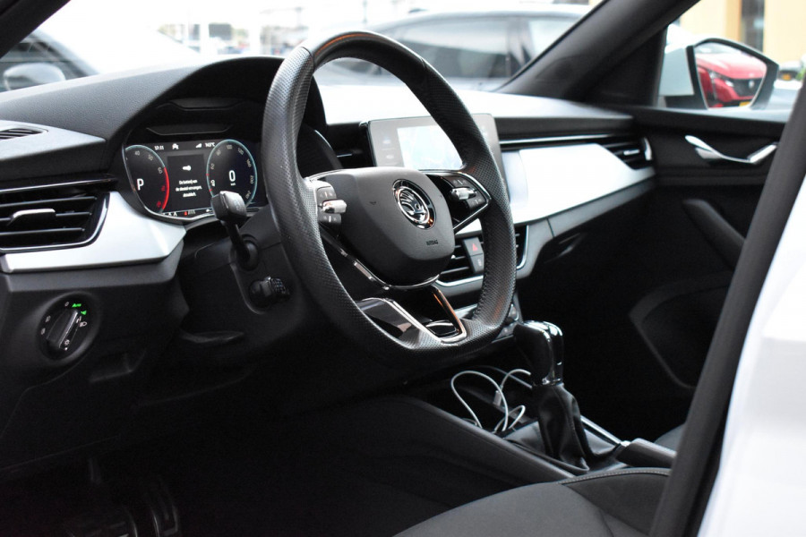 Škoda Kamiq 1.5 TSI ACT 150PK Aut. Business Edition | Trekhaak | Panodak | Carplay | LED | Incl. garantie