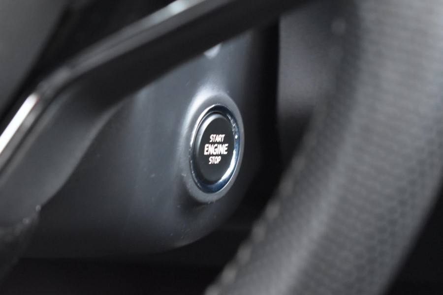 Škoda Kamiq 1.5 TSI ACT 150PK Aut. Business Edition | Trekhaak | Panodak | Carplay | LED | Incl. garantie