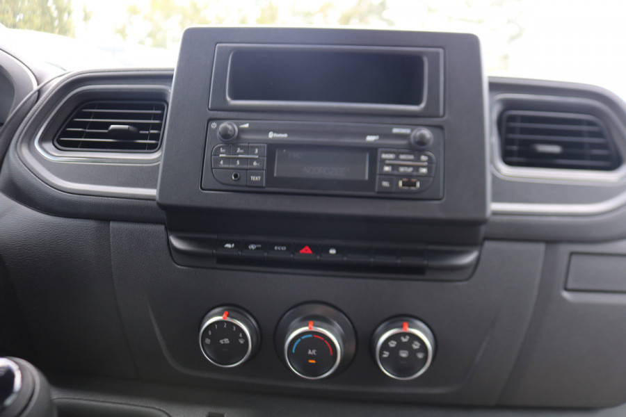 Renault Master 2.3 dCi 165pk Bakwagen met Laadklep