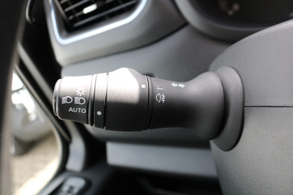 Renault Master 2.3 dCi 165pk Bakwagen met Laadklep