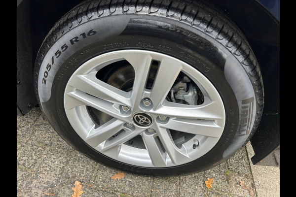 Toyota Corolla Touring Sports 1.8 Hybrid Business Trekhaak Apple Carplay Rijklaarprijs