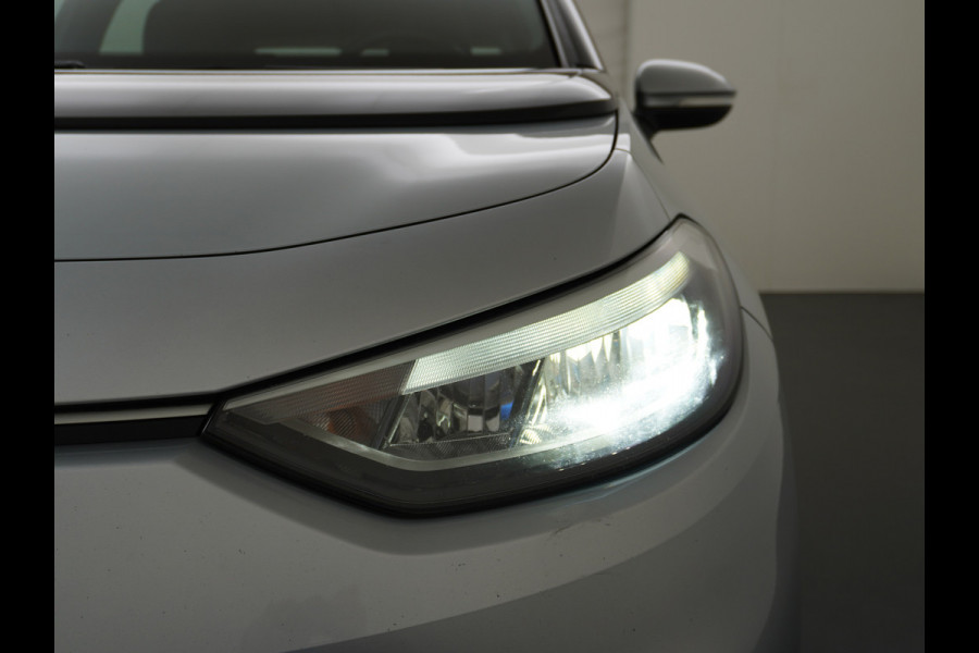 Volkswagen ID.3 204pk Life 58kWh Apple Carplay Android Auto Adaptieve Cruise Navi-Pro Ecc SOH 91% Mirrorlink DAB Keyless Led Pdc Stoel+Stuurverwarming 1e Eigenaar Origineel Nederlandse Auto