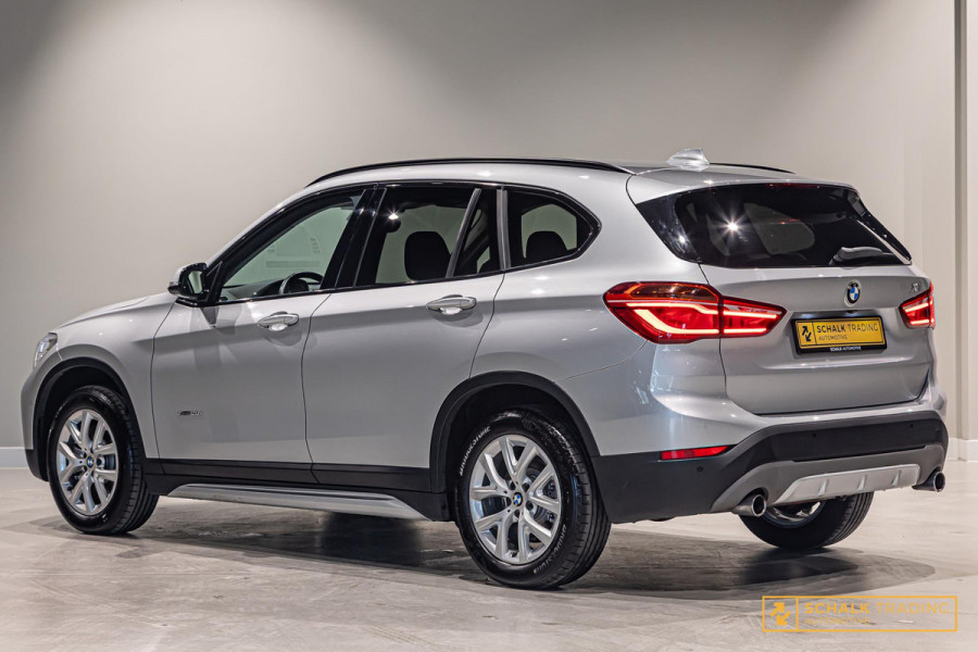 BMW X1 XDrive20i High Executive|Leder|Cam|StoelV|Garantie