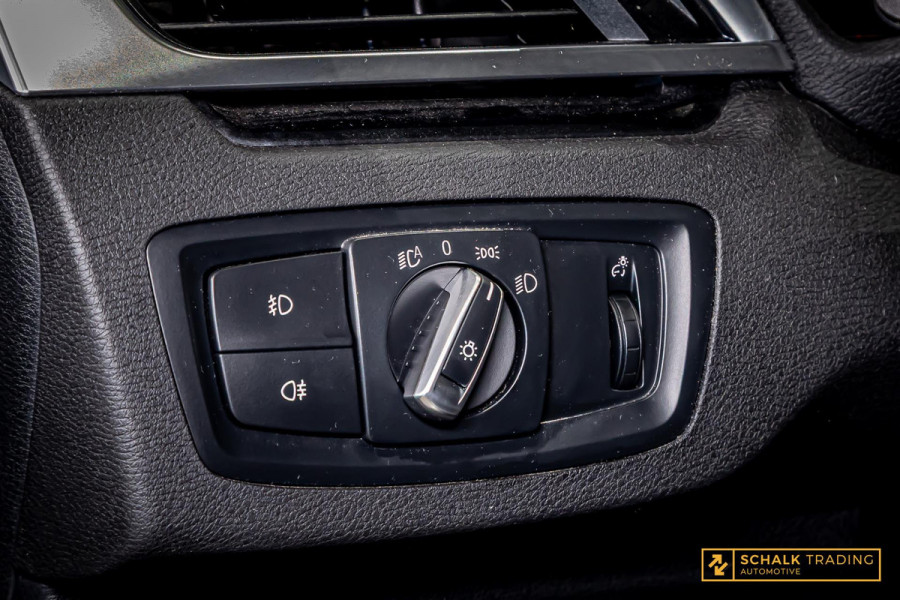 BMW X1 XDrive20i High Executive|Leder|Cam|StoelV|Garantie