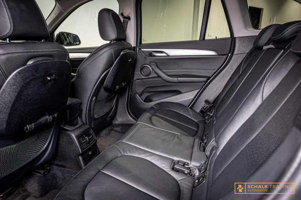 BMW X1 XDrive20i High Executive|Leder|Cam|StoelV|Garantie