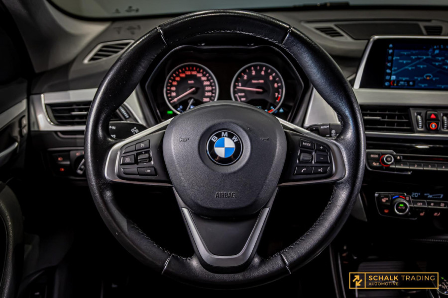 BMW X1 XDrive20i High Executive|Leder|Cam|StoelV|Garantie