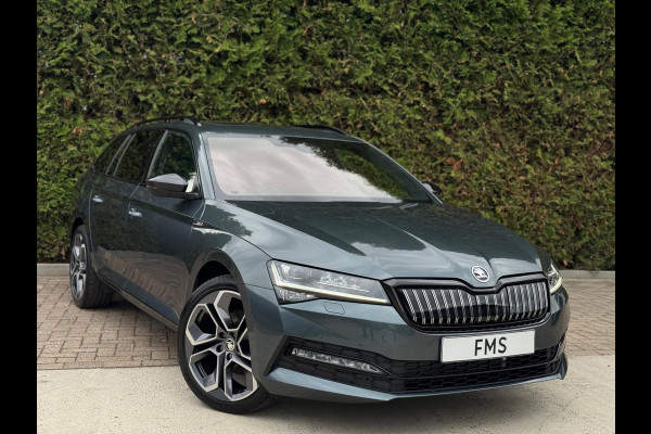 Škoda Superb Combi 1.4 TSI iV Sportline Trekhaak Camera