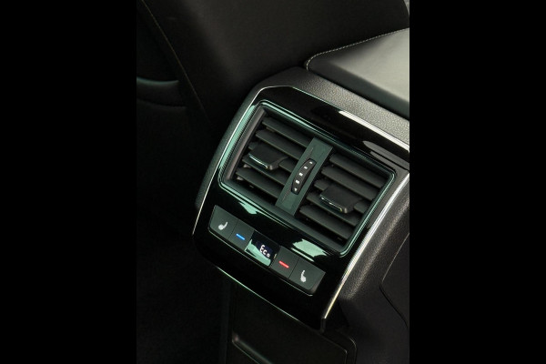 Škoda Superb Combi 1.4 TSI iV Sportline Trekhaak Camera