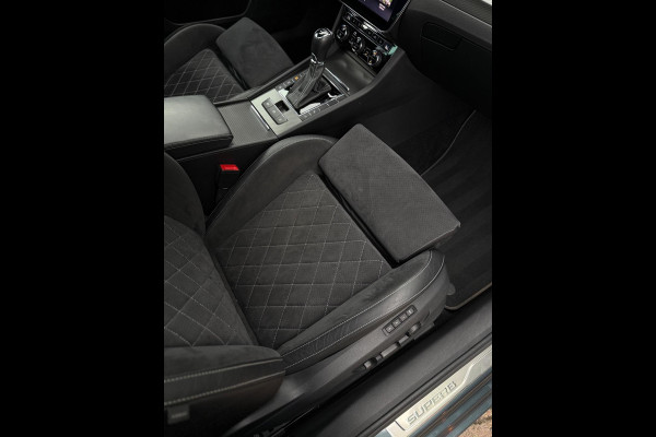 Škoda Superb Combi 1.4 TSI iV Sportline Trekhaak Camera