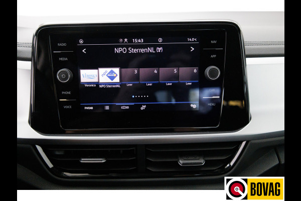 Volkswagen T-Roc 1.0 TSI 116 PK Business Edition | Stoelverw. | Apple Carplay / Android auto | PDC V+A Automatisch inparkeren, Climate control, all season banden, extra getint glas achter
