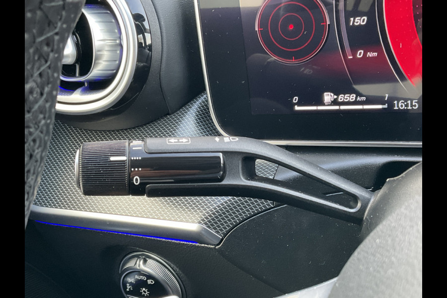 Mercedes-Benz C-Klasse 220 D AMG Line Stoel.electr.Verw Sfeerverl, Hybride Nieuwstaat Grafietgrijs metalliclak