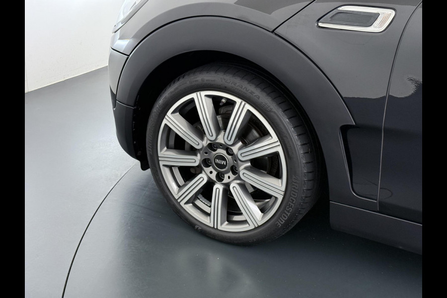 MINI Clubman 1.5 Cooper Richmond Park Edition PANO| CAMERA| STOELVERW. | LEER| KEYLESS| RIJKLAARPRIJS INCL. 12 MND BOVAG GARANTIE