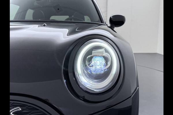 MINI Clubman 1.5 Cooper Richmond Park Edition PANO| CAMERA| STOELVERW. | LEER| KEYLESS| RIJKLAARPRIJS INCL. 12 MND BOVAG GARANTIE