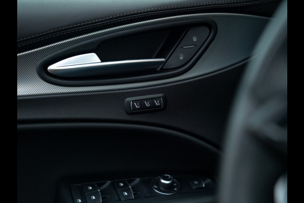 Alfa Romeo Stelvio 2.0T 280pk AWD Veloce | Pano-dak | Adapt. cruise | Performance Pack | CarPlay