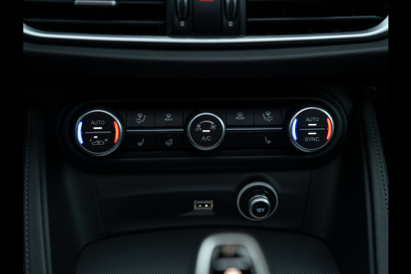 Alfa Romeo Stelvio 2.0T 280pk AWD Veloce | Pano-dak | Adapt. cruise | Performance Pack | CarPlay