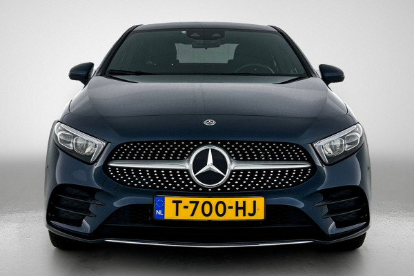 Mercedes-Benz A-Klasse 250 e AMG-Line Premium Plus AANBIEDING!(Dealer OnderH, Sfeer, Stoelv, Climate, Navi, Apple Carplay, Etc)