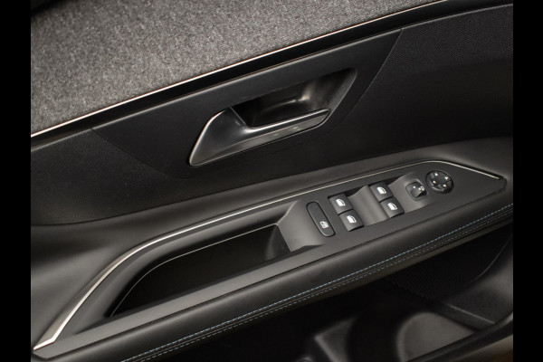 Peugeot 3008 1.6 e-THP Allure Sport (APPLE CARPLAY,NAVI,CRUISE,360 VIEW,CAMERA,SFEER VERLICHTING,SPORTSTOELEN,LM VELGEN)