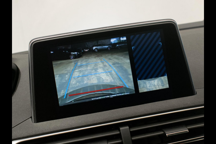 Peugeot 3008 1.6 e-THP Allure Sport (APPLE CARPLAY,NAVI,CRUISE,360 VIEW,CAMERA,SFEER VERLICHTING,SPORTSTOELEN,LM VELGEN)