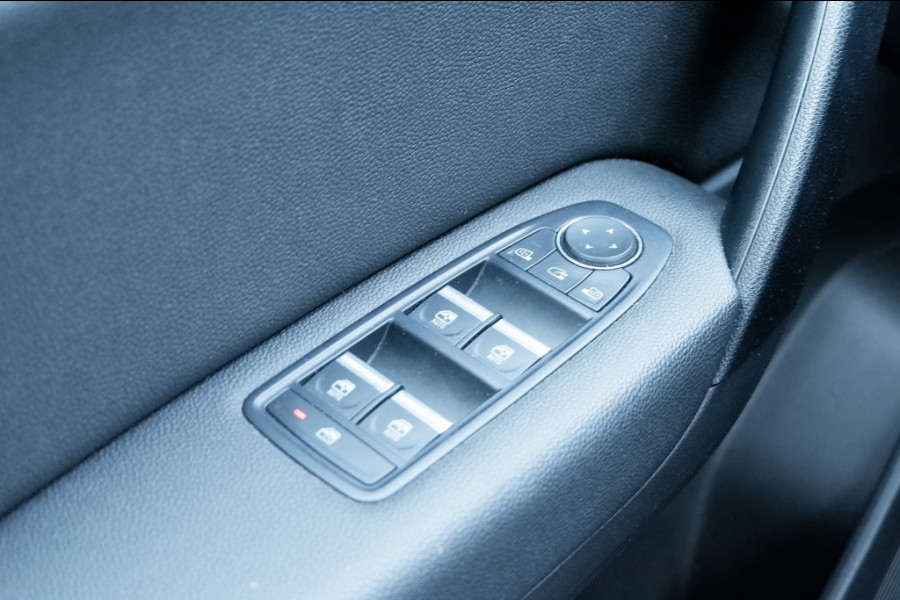 Renault Captur 1.6 ET PH 160 Ed.One / INCL. 12 mnd BOVAG / 1e eigenaar