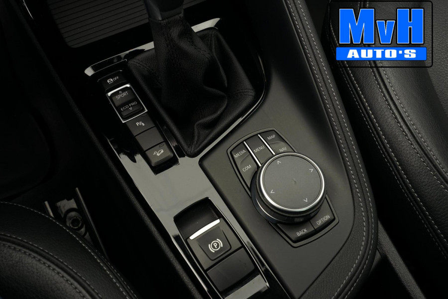 BMW X1 xDrive20i High Executive|PARELMOER|PANO|TREKH|LUXE|NAP