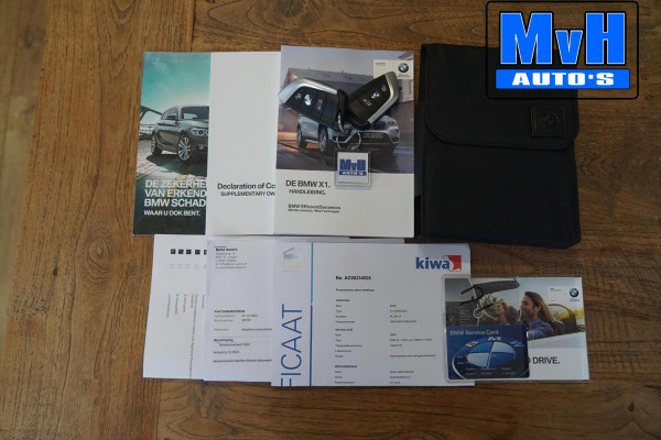 BMW X1 xDrive20i High Executive|PARELMOER|PANO|TREKH|LUXE|NAP