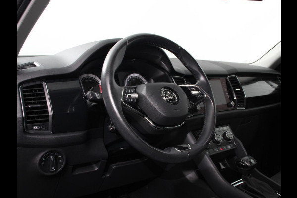 Škoda Kodiaq 1.5 TSI 150pk DSG Style 7p. | Navigatie | Apple Carplay/Android Auto | Adaptive Cruise Control | Parkeersensor achter | Stoel- en stuurverwarming | Ledverlichting | Getinte ramen | Climate Control