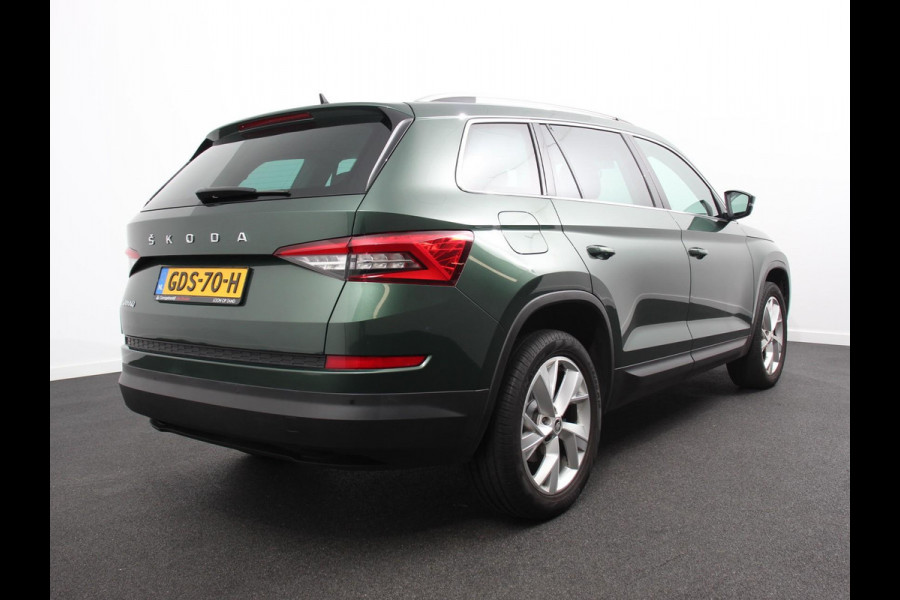 Škoda Kodiaq 1.5 TSI 150pk DSG Style 7p. | Navigatie | Apple Carplay/Android Auto | Adaptive Cruise Control | Parkeersensor achter | Stoel- en stuurverwarming | Ledverlichting | Getinte ramen | Climate Control