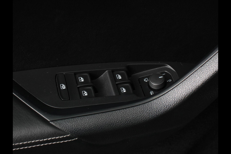 Škoda Kodiaq 1.5 TSI 150pk DSG Style 7p. | Navigatie | Apple Carplay/Android Auto | Adaptive Cruise Control | Parkeersensor achter | Stoel- en stuurverwarming | Ledverlichting | Getinte ramen | Climate Control