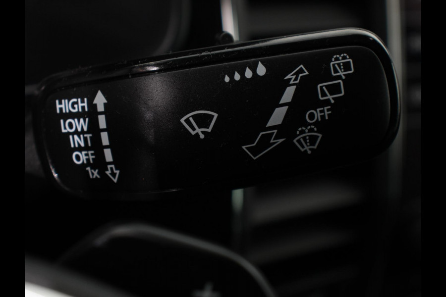 Škoda Kodiaq 1.5 TSI 150pk DSG Style 7p. | Navigatie | Apple Carplay/Android Auto | Adaptive Cruise Control | Parkeersensor achter | Stoel- en stuurverwarming | Ledverlichting | Getinte ramen | Climate Control