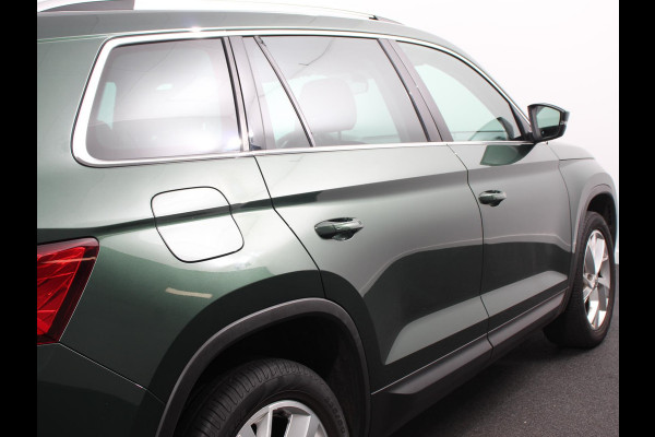 Škoda Kodiaq 1.5 TSI 150pk DSG Style 7p. | Navigatie | Apple Carplay/Android Auto | Adaptive Cruise Control | Parkeersensor achter | Stoel- en stuurverwarming | Ledverlichting | Getinte ramen | Climate Control