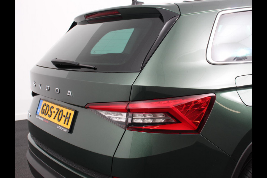 Škoda Kodiaq 1.5 TSI 150pk DSG Style 7p. | Navigatie | Apple Carplay/Android Auto | Adaptive Cruise Control | Parkeersensor achter | Stoel- en stuurverwarming | Ledverlichting | Getinte ramen | Climate Control