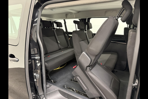 Opel Vivaro-e Combi L3H1 75 kWh Opel Vivaro-e Combi 75-kWh L3H1 9-persoons PERSONENBUS Airco| Navi| PDCA