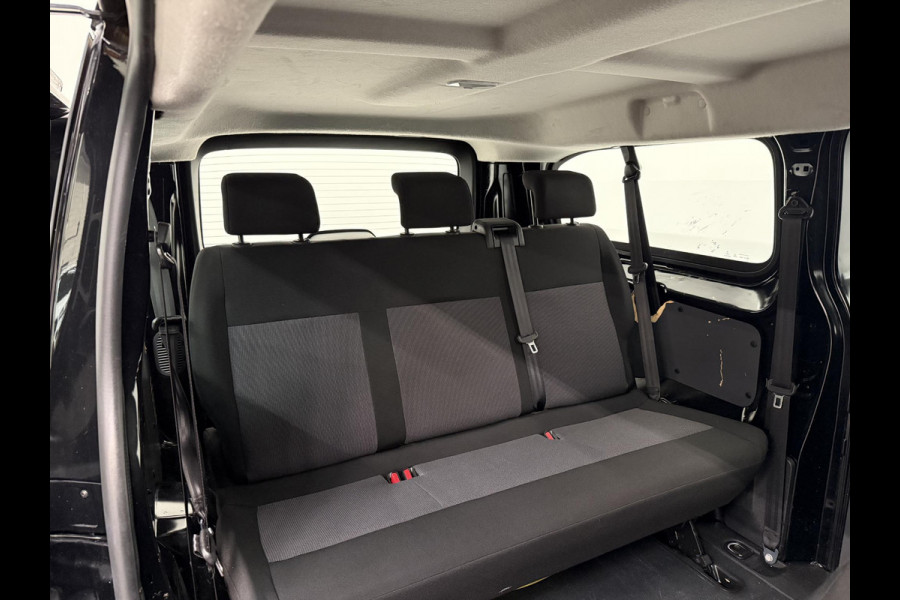 Opel Vivaro-e Combi L3H1 75 kWh Opel Vivaro-e Combi 75-kWh L3H1 9-persoons PERSONENBUS Airco| Navi| PDCA