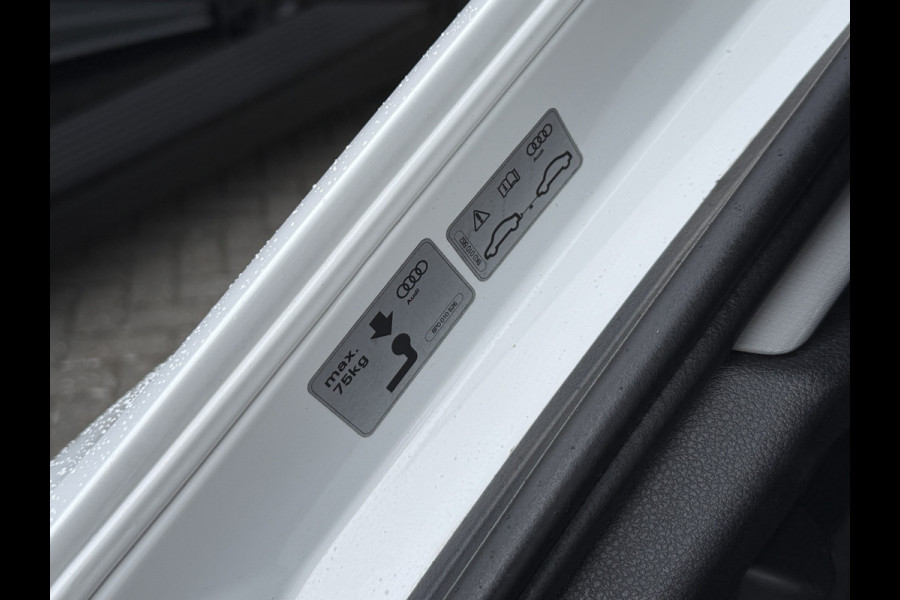 Audi A3 Sportback 1.4 e-tron Sport | Trekhaak wegklapbaar | Stoelverwarming | Climate