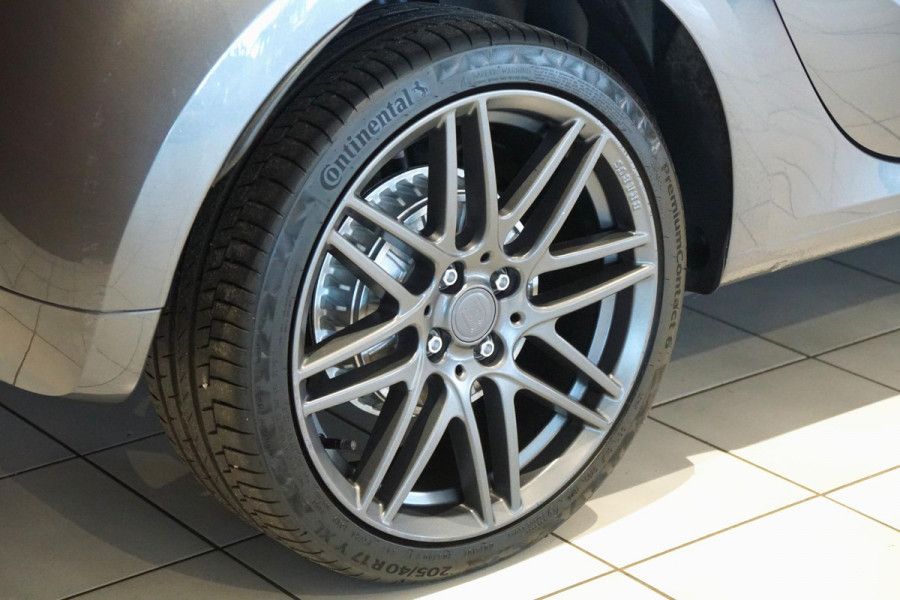 Smart Forfour EQ BRABUS Style 18 kWh + CAMERA / STOELVERWARING VOOR & ACHTER / PANO