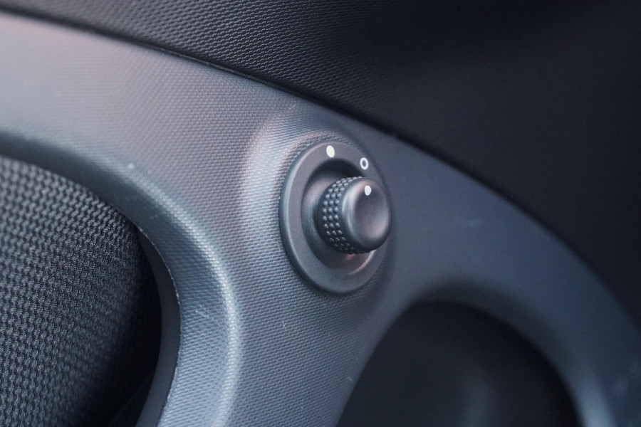 Smart Forfour EQ BRABUS Style 18 kWh + CAMERA / STOELVERWARING VOOR & ACHTER / PANO