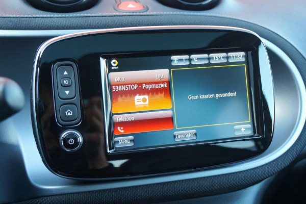 Smart Forfour EQ BRABUS Style 18 kWh + CAMERA / STOELVERWARING VOOR & ACHTER / PANO