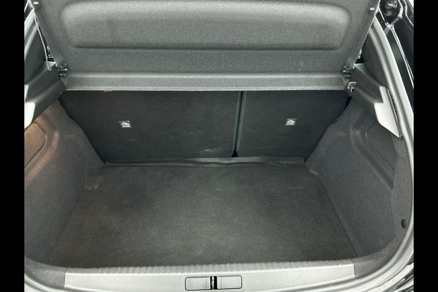 Opel Corsa 1.2 Turbo Hybrid 100pk Automaat GS Opel Corsa 1.2 Turbo 100pk GS Nieuw Model! | Navigatie | Apple Carplay/Android Auto | Airco | Camera | Parkeer sensoren V+A | Cruise Control